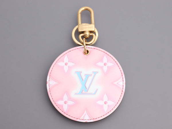 Louis Vuitton Pink and Blue 2022 Valentine Key Holder - Ann's Fabulous  Closeouts