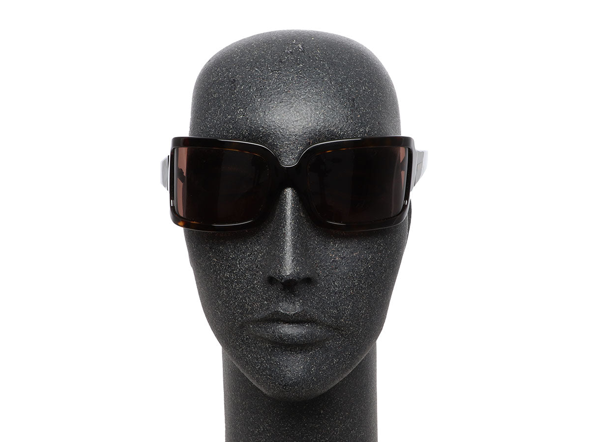  Wraparound Sunglasses