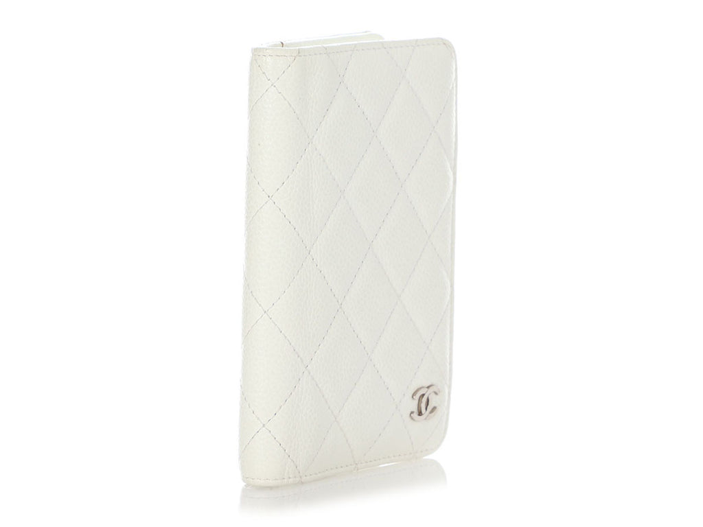 Chanel White Quilted Caviar Organizer Cover