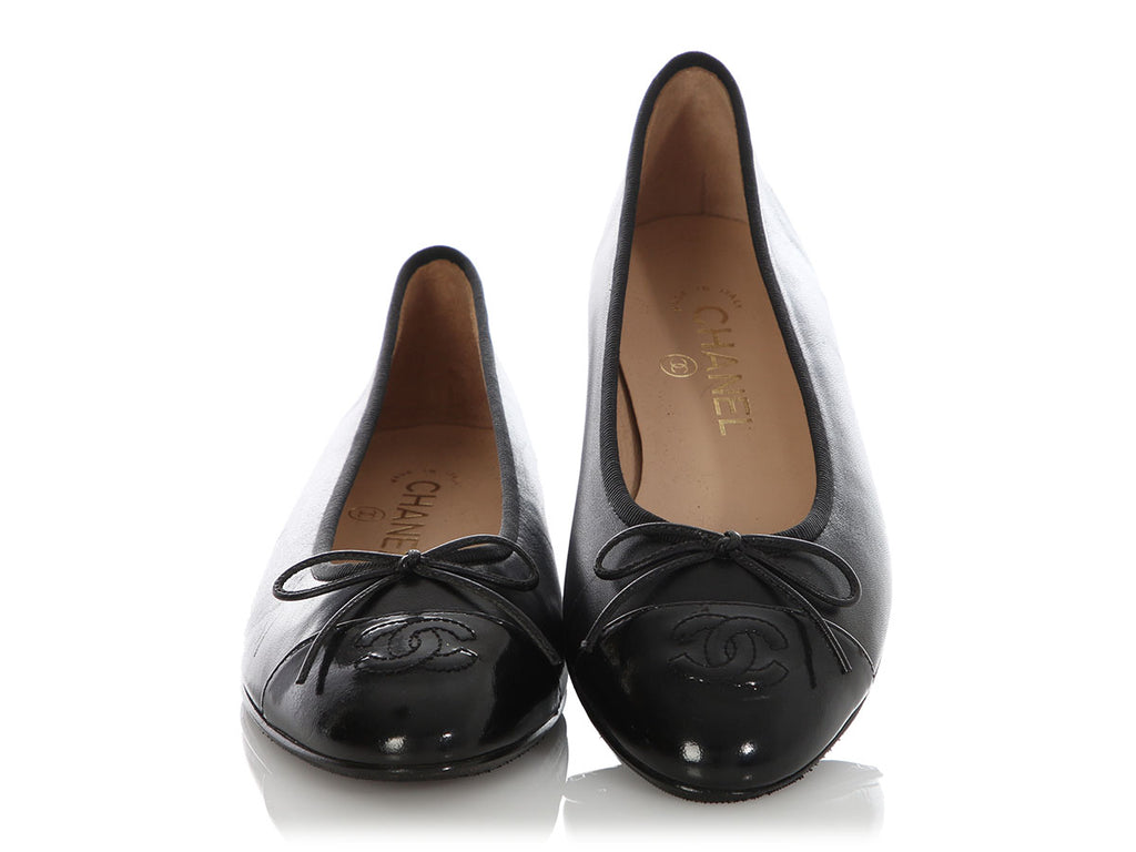 Chanel Black Cap Toe Ballerina Flats