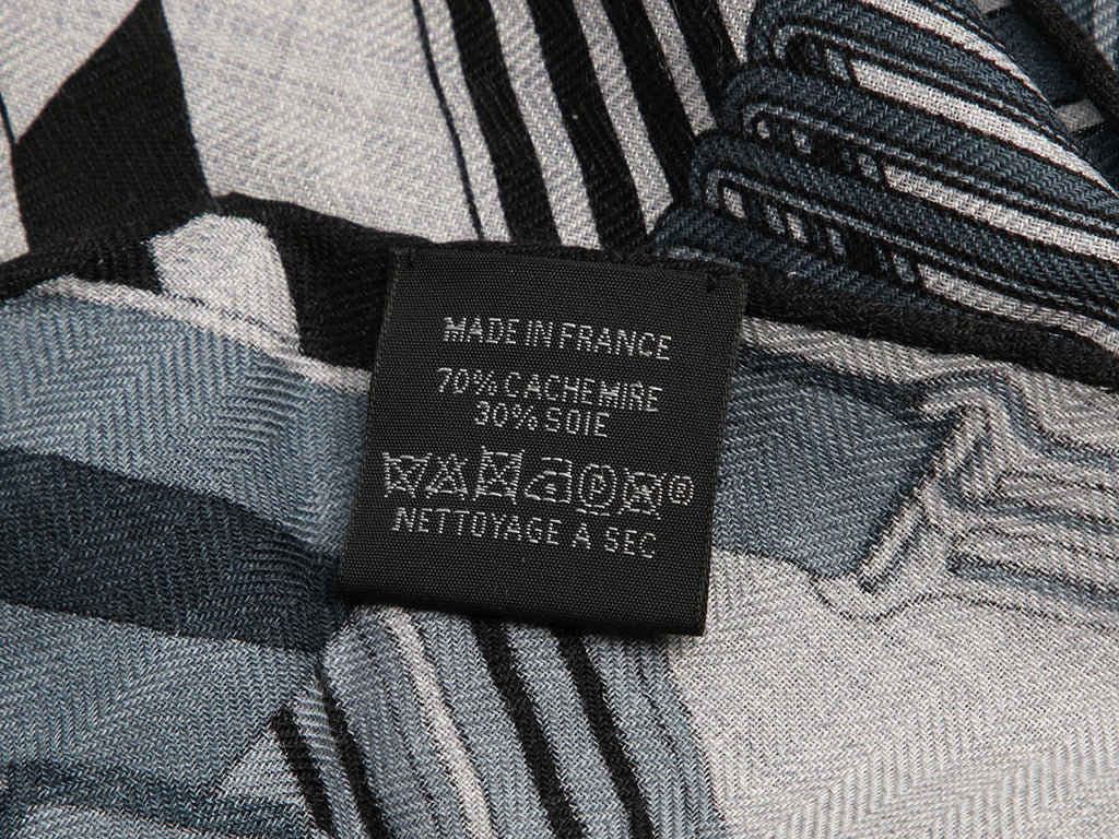 Hermès Sangles en Zigzag Cashmere Silk Losange GM
