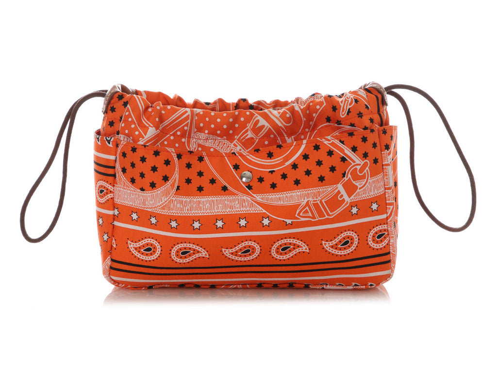 Hermès Orange Silk Eperon d’Or Bandana Fourbi 20 Insert
