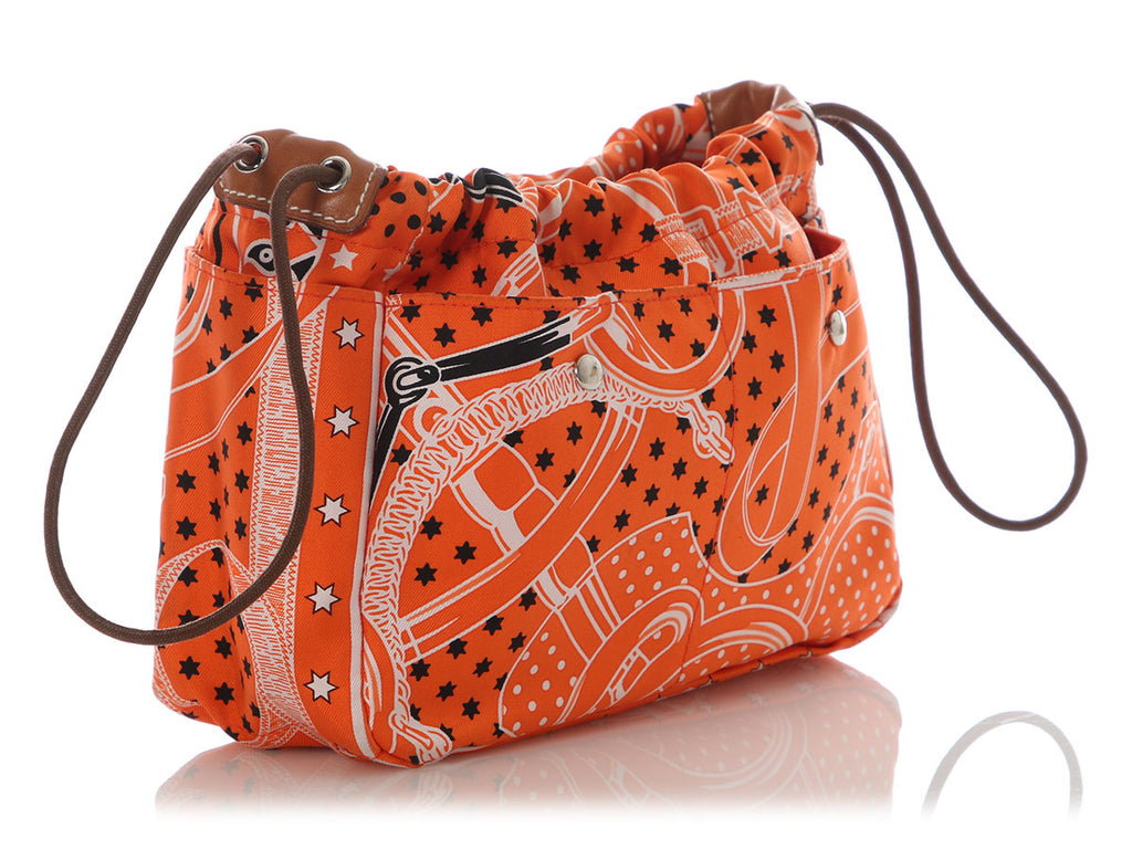 Hermès Orange Silk Eperon d’Or Bandana Fourbi 20 Insert