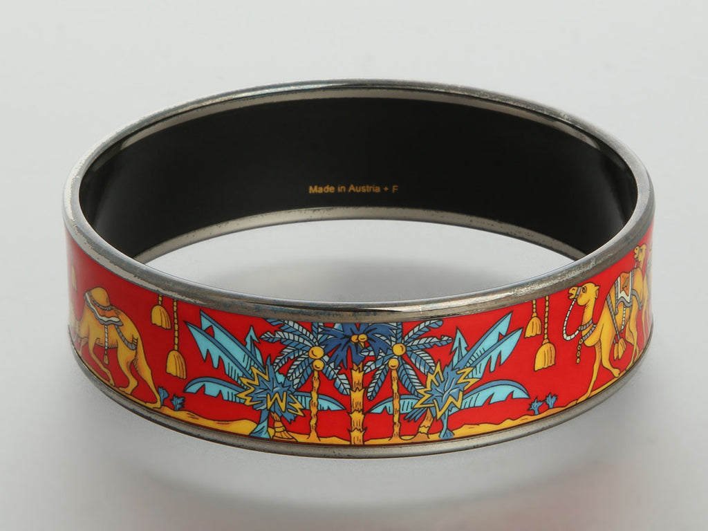 Hermès Wide Enamel Camel Bangle