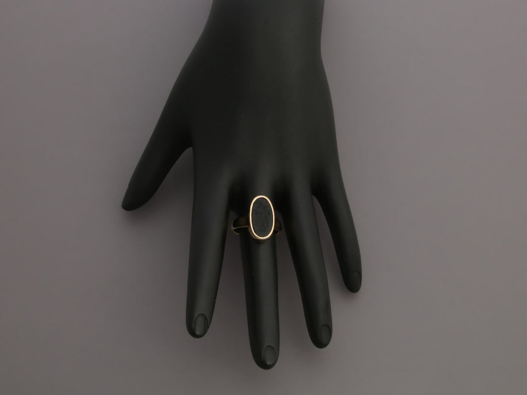 14K Yellow Gold Onyx Skull Intaglio Signet Ring