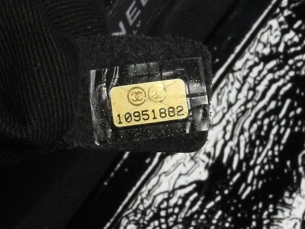 Chanel Patent E/W Flap Bag - Black Shoulder Bags, Handbags - CHA930394