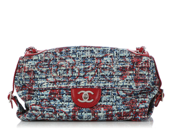 Gabrielle tweed handbag Chanel Red in Tweed - 34691390