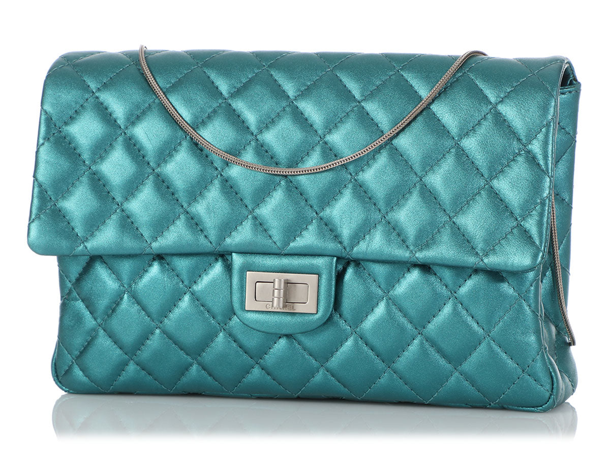 Chanel Classic M/L Medium Double Flap Iridescent Turquoise Calfskin Go –  Coco Approved Studio