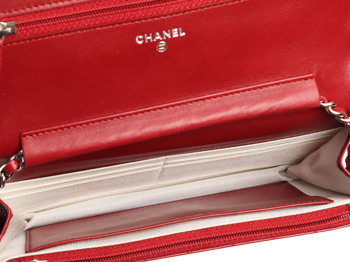 red chanel wallet on
