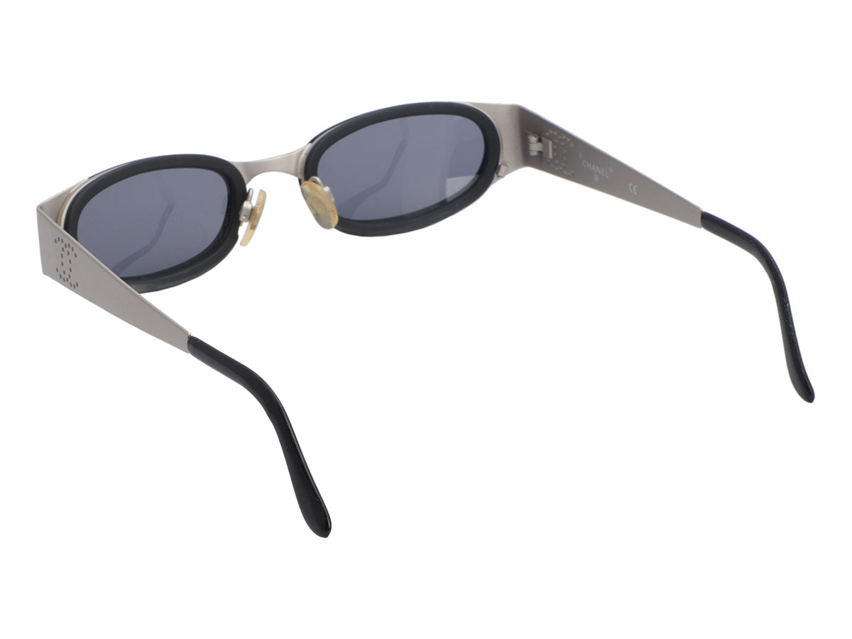 Chanel - Butterfly Sunglasses - Dark Blue Gradient - Chanel Eyewear -  Avvenice