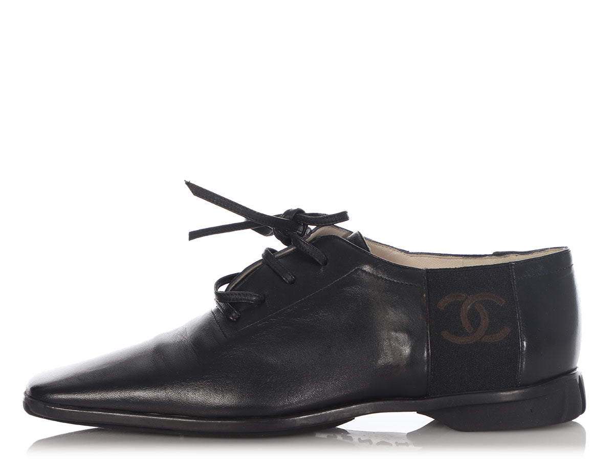 Snor Tålmodighed Ritual Chanel Black Leather Lace-Up Shoes - Ann's Fabulous Closeouts