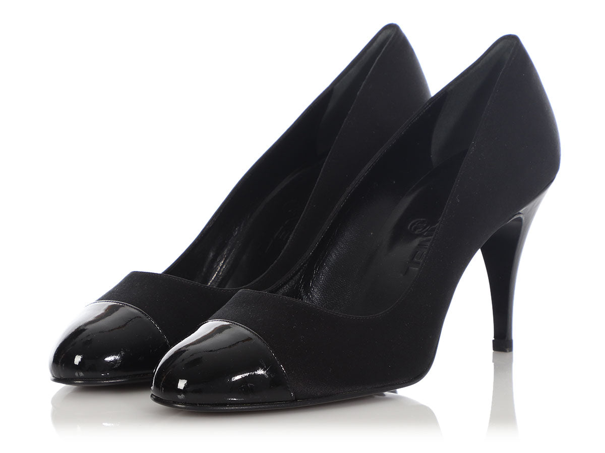 Chanel Black Patent Leather CC Cap Toe Block Heel Pumps Size 37