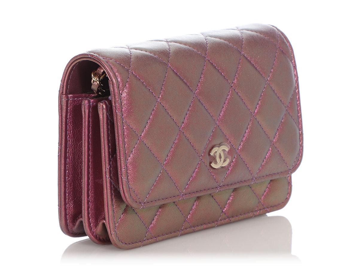 Wallet on chain leather crossbody bag Chanel Purple in Leather - 30640532