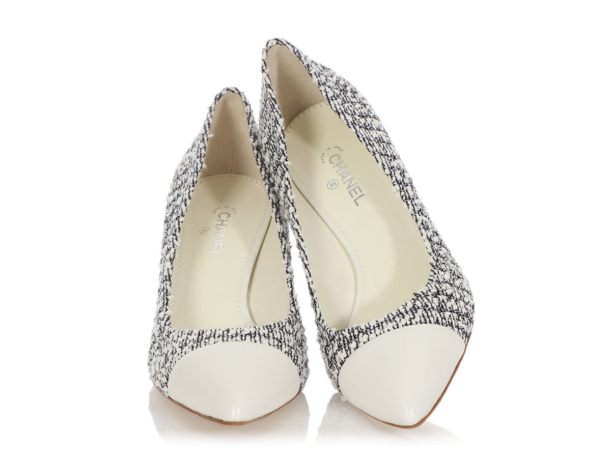 Chanel White and Black Tweed Capped Toe Fabulous Closeouts