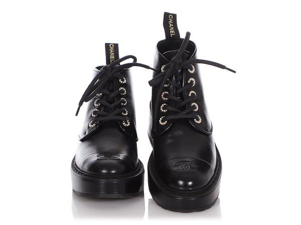 Chanel Black Capped Toe and Pearl Combat Boots - Ann's Fabulous Closeouts