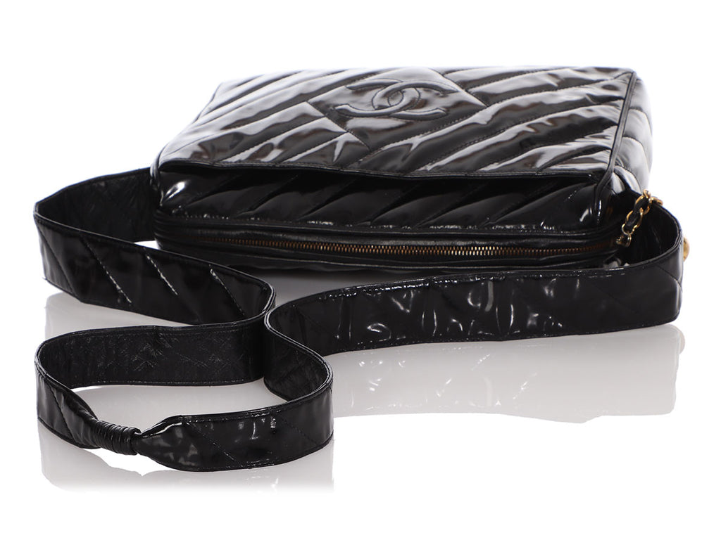 Chanel Vintage Black Patent Crossbody Bag