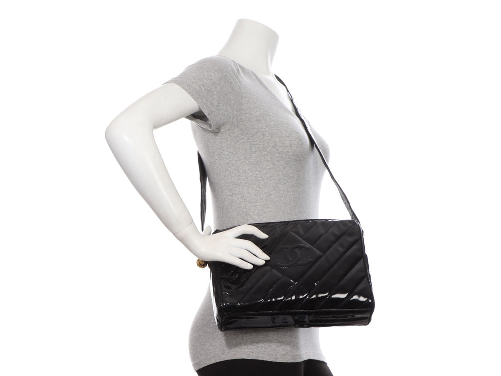 Chanel Vintage Black Patent Crossbody Bag