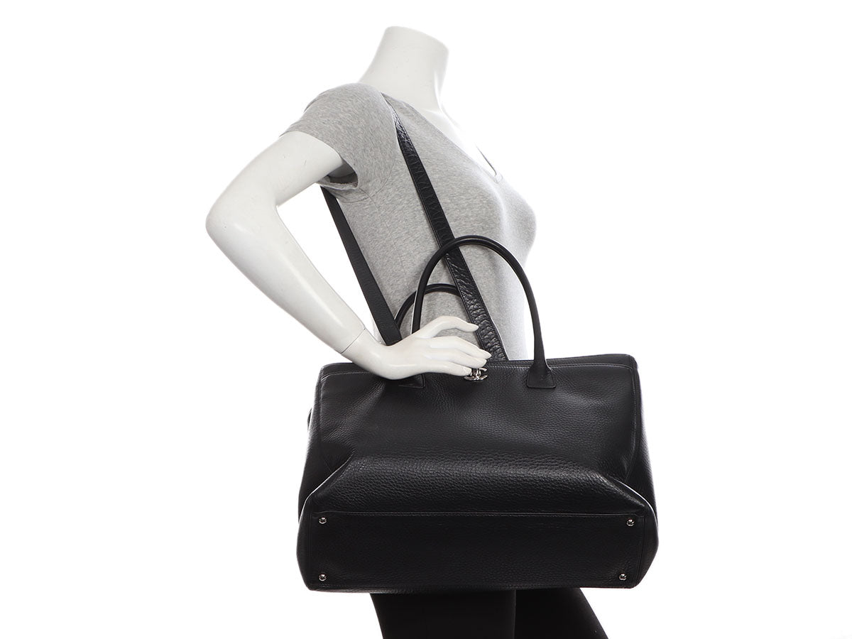 Chanel Chain Shoulder Tote Bag Purse