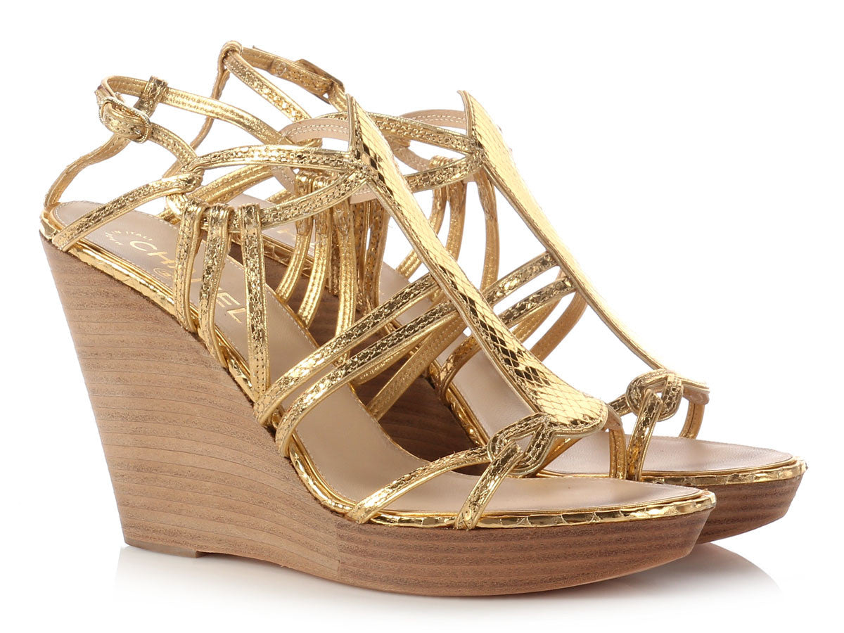 Jewel Badgley Mischka Averie Evening Wedge Sandals - Macy's | Gold wedge  heels, Womens shoes wedges, Wedge sandals