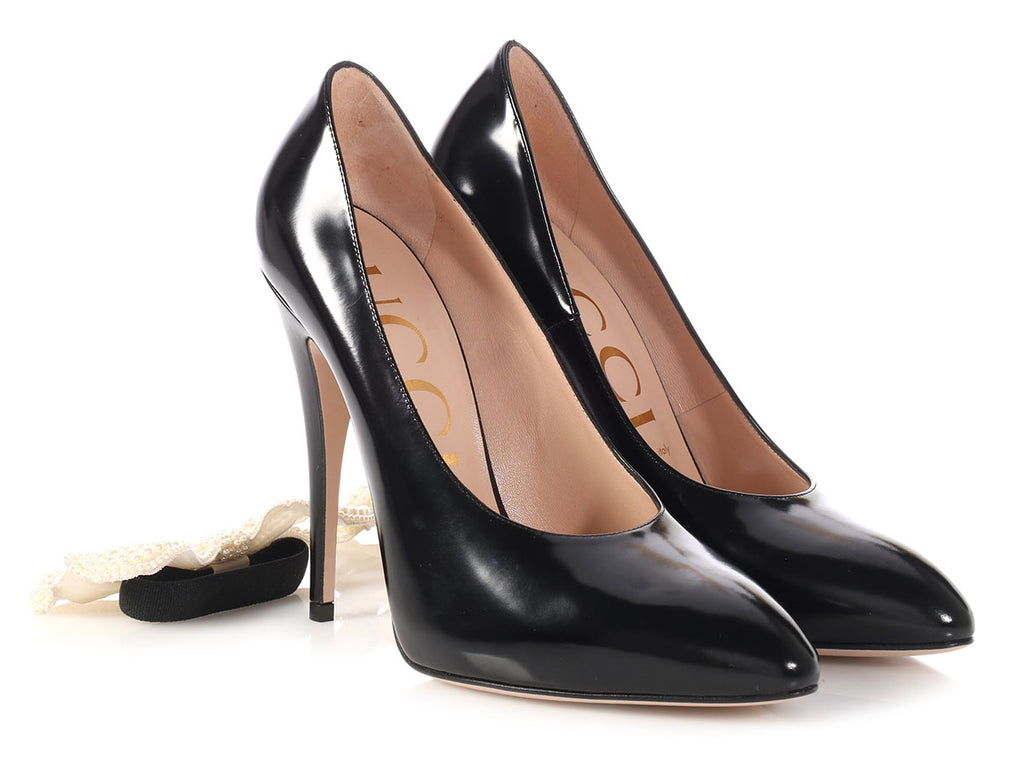 Gucci Black Pearl Bow Embellished Pumps