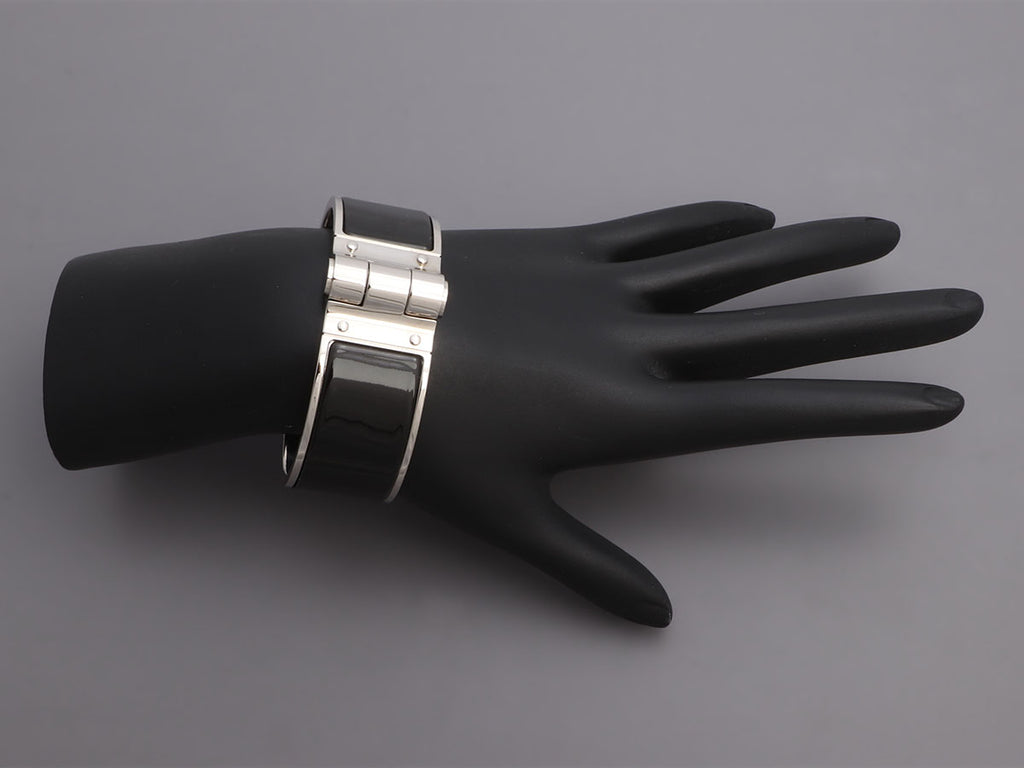 Hermès Wide Black Enamel Charnière Bracelet PM