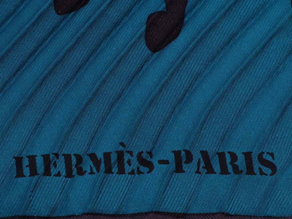 Hermès Ex-Libris en Camouflage Plissé Silk Scarf 90cm