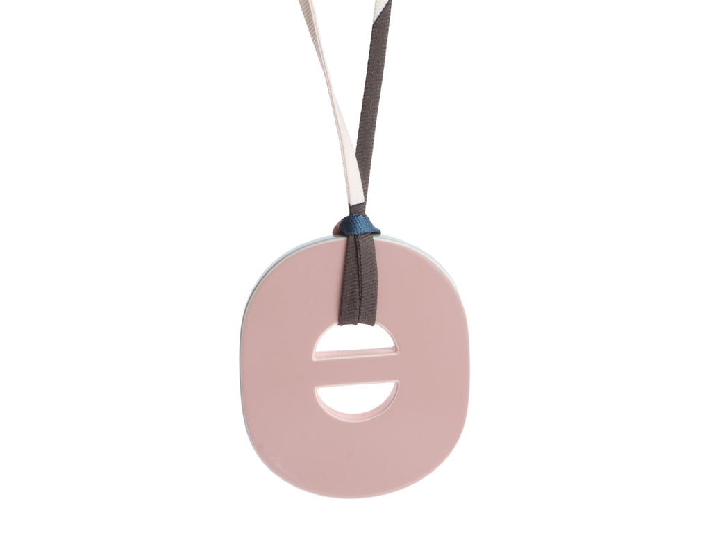 Hermès Rose Pop and White Lacquered Buffalo Horn Pendant Necklace PM