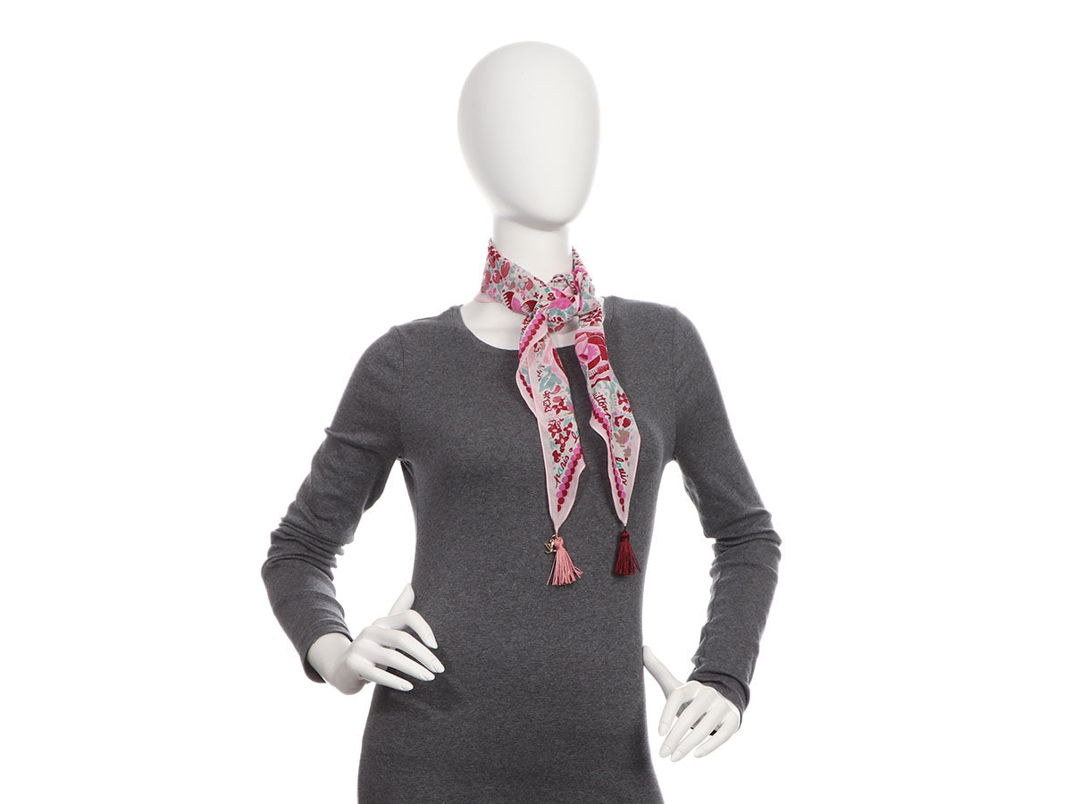 Louis Vuitton Daisy Cotton Triangle Tassel Scarf - Ann's Fabulous Closeouts