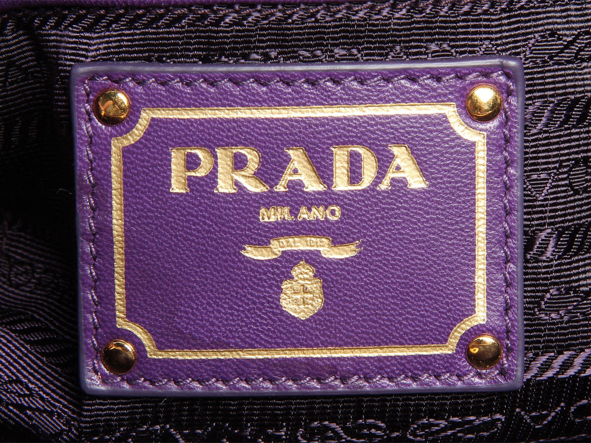 Prada Olive Patent Side Pocket Tote - Ann's Fabulous Closeouts