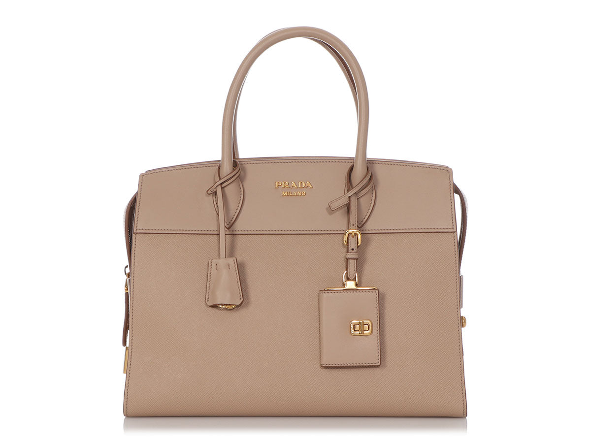 Soshified Styling Review: Prada Saffiano Calf Leather Tote
