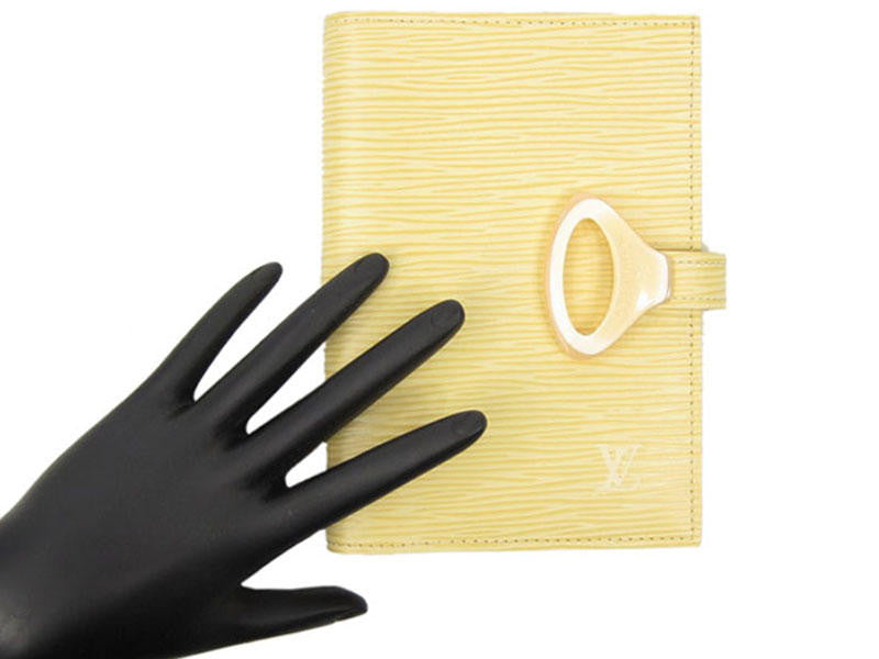 Louis Vuitton Vanilla Epi Small Ring Agenda - Ann's Fabulous Closeouts